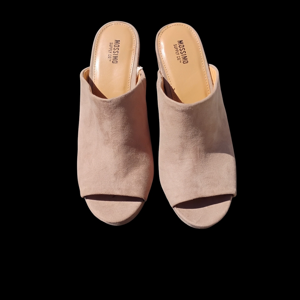Mossimo Man-made Suede Elegant Tan Mules Sz 8 1/2 - Picture 3 of 10